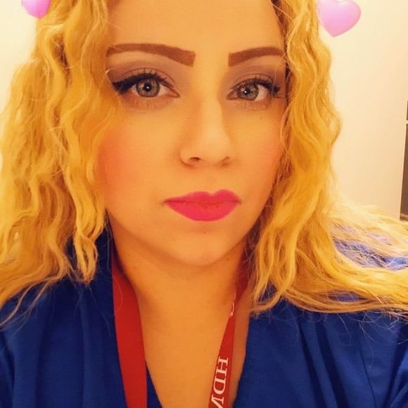 Meet your Posher, Mayra - Picture 1 of 1